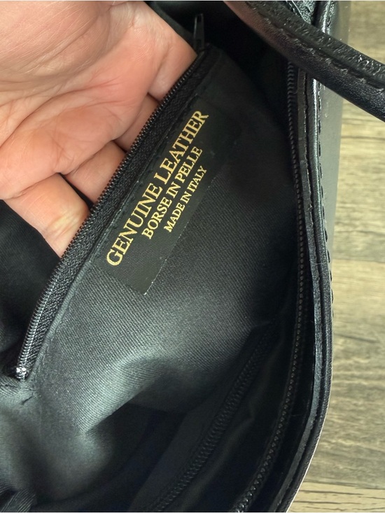 Vera Pelle Black Leather Shoulder Tote